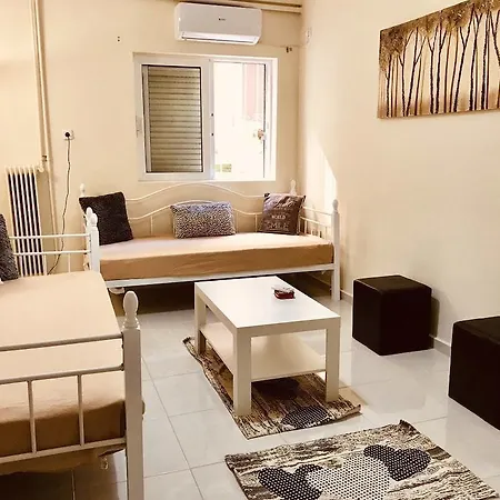 Renovated And Cool Flat In Ideal Location شقة